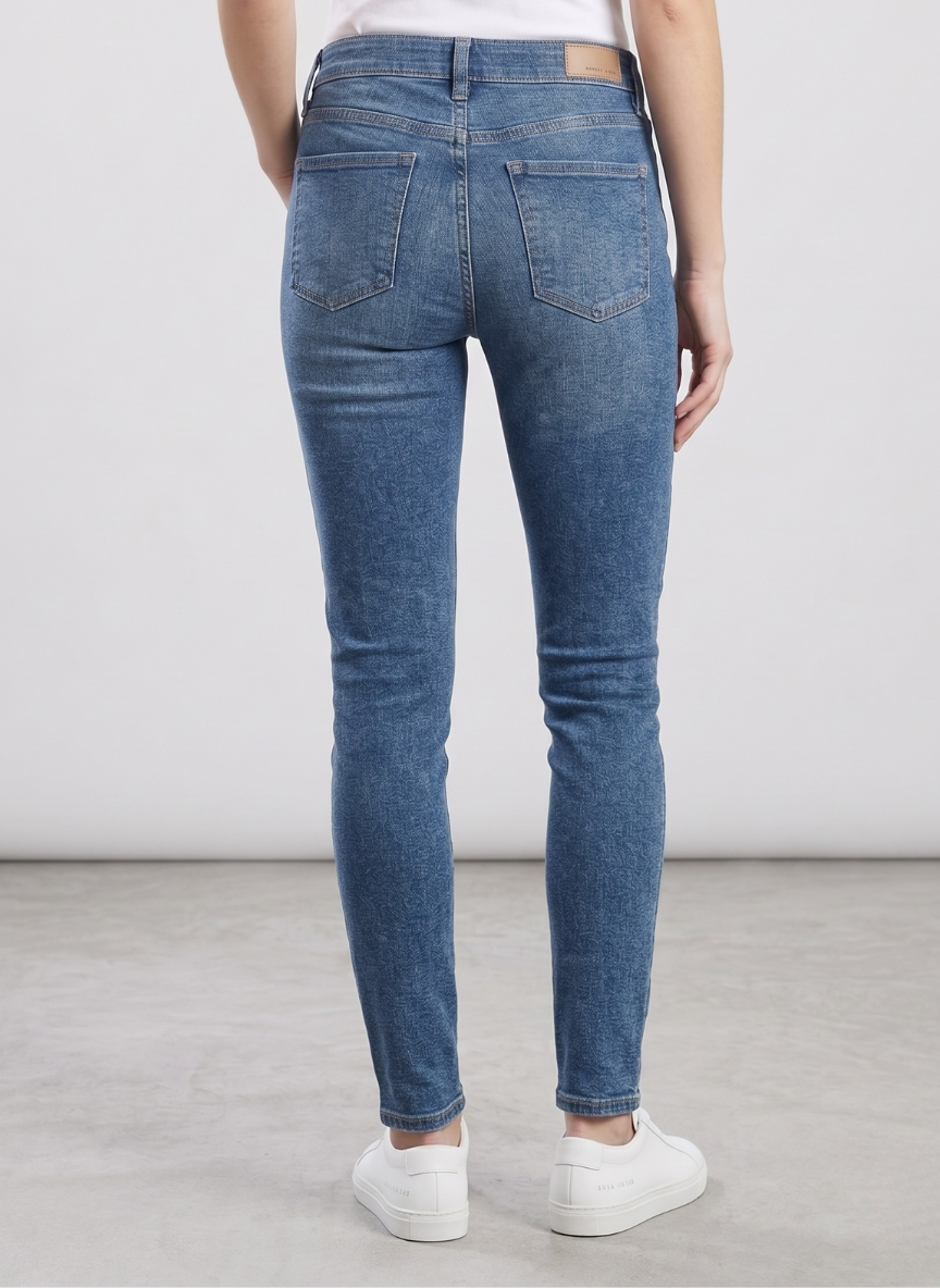Levi's Women's 710 Super Skinny Jeans - Medium Indigo Wash Stretch Denim