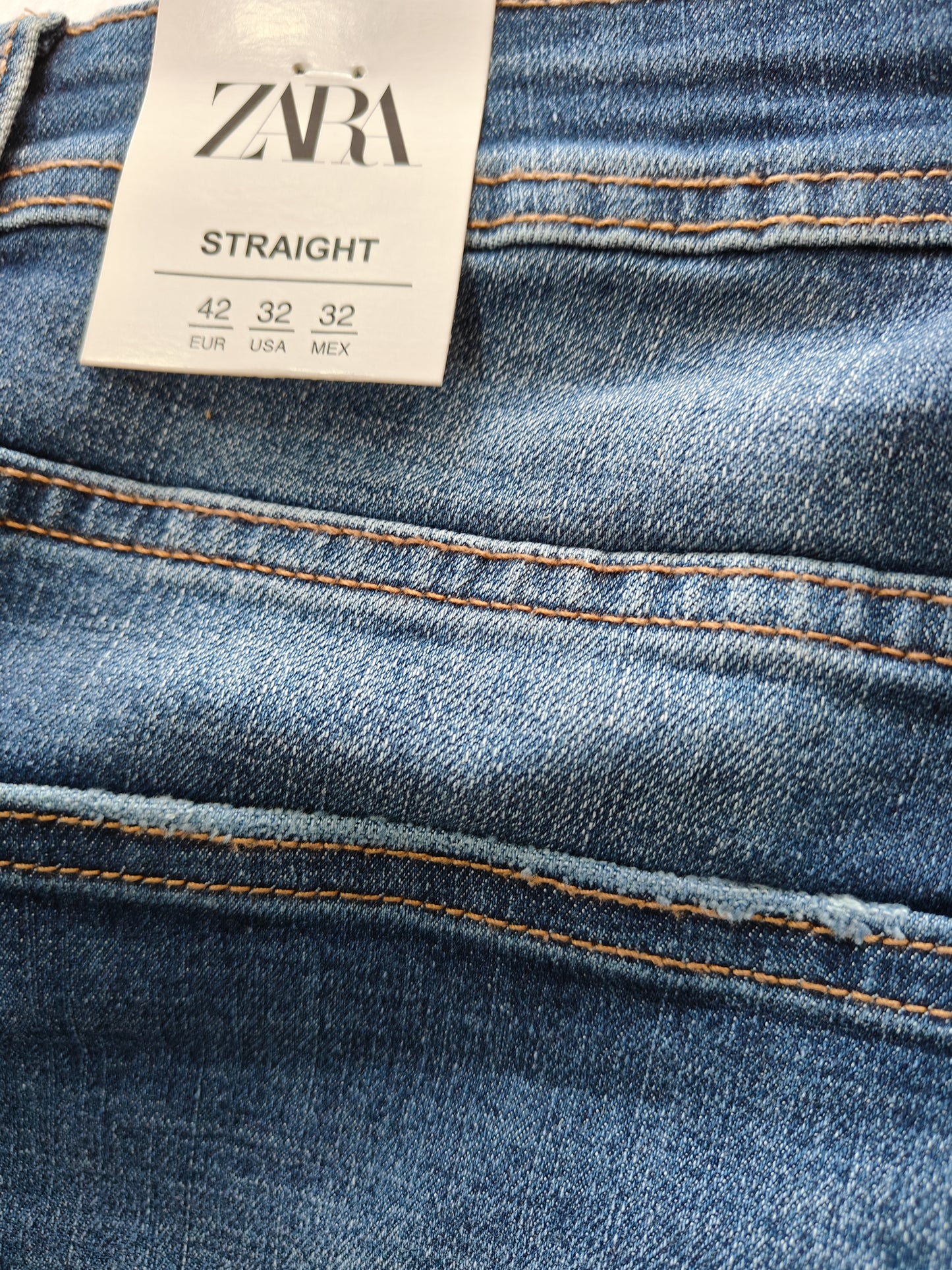 Zara Mens Distressed Jeans(Blue)