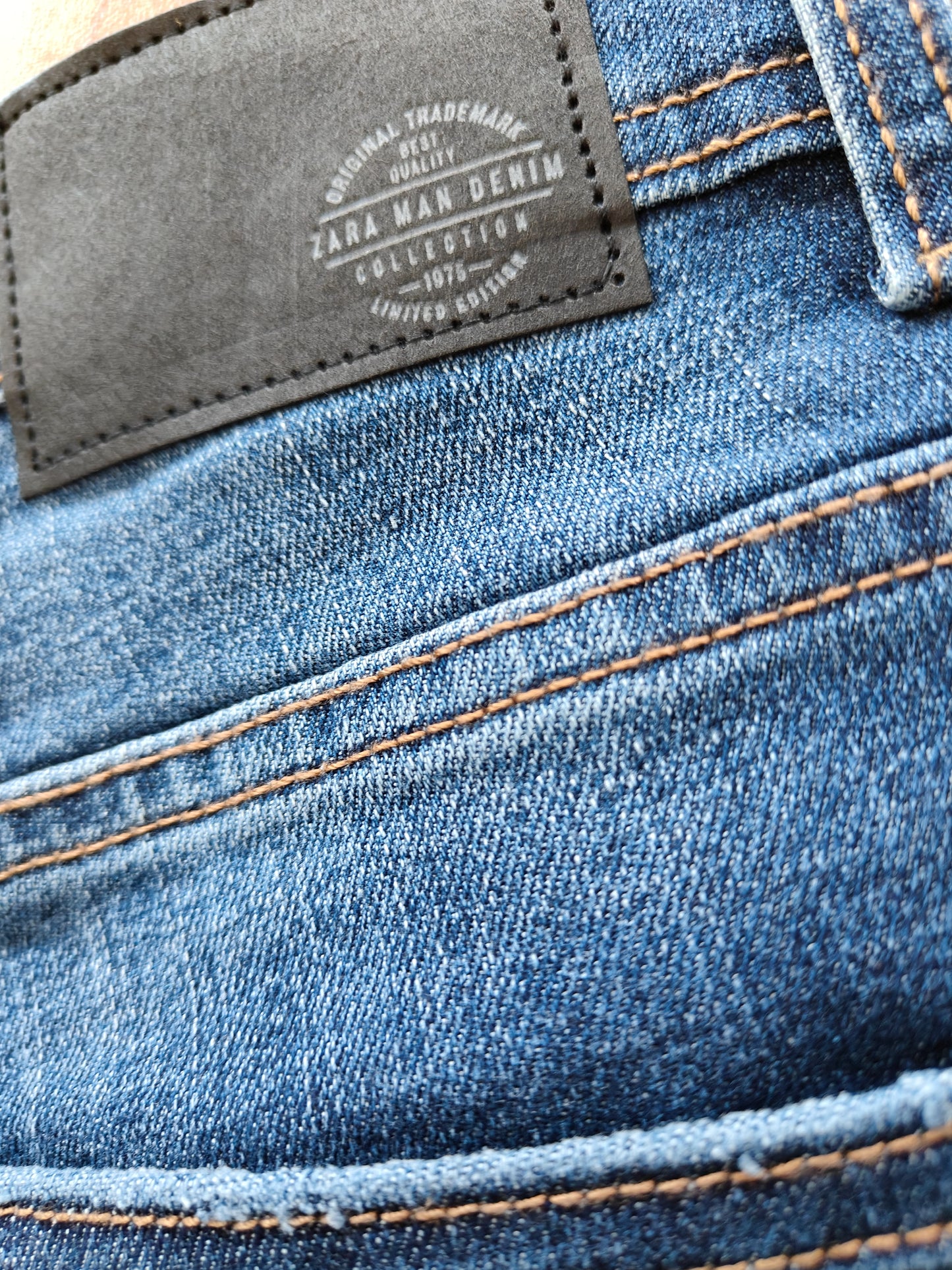 Zara Mens Distressed Jeans(Blue)