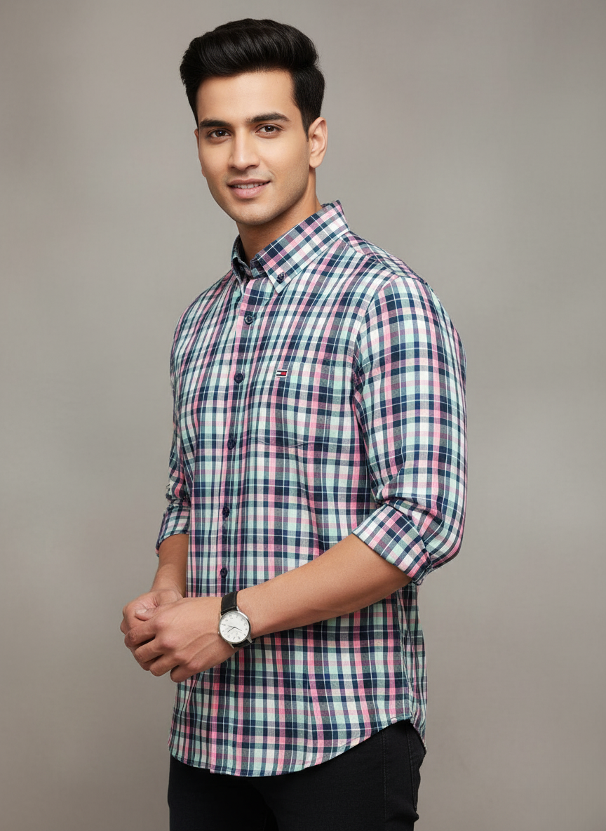 Tommy Jeans Men’s Slim Fit Button-Down Check Shirt – Pink/Navy Plaid