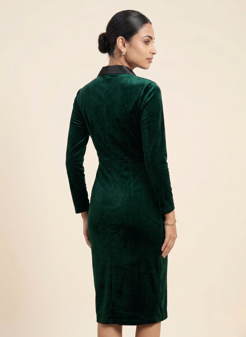 JC Collection Women’s Green Velvet Sheath Dress with Gold Buttons