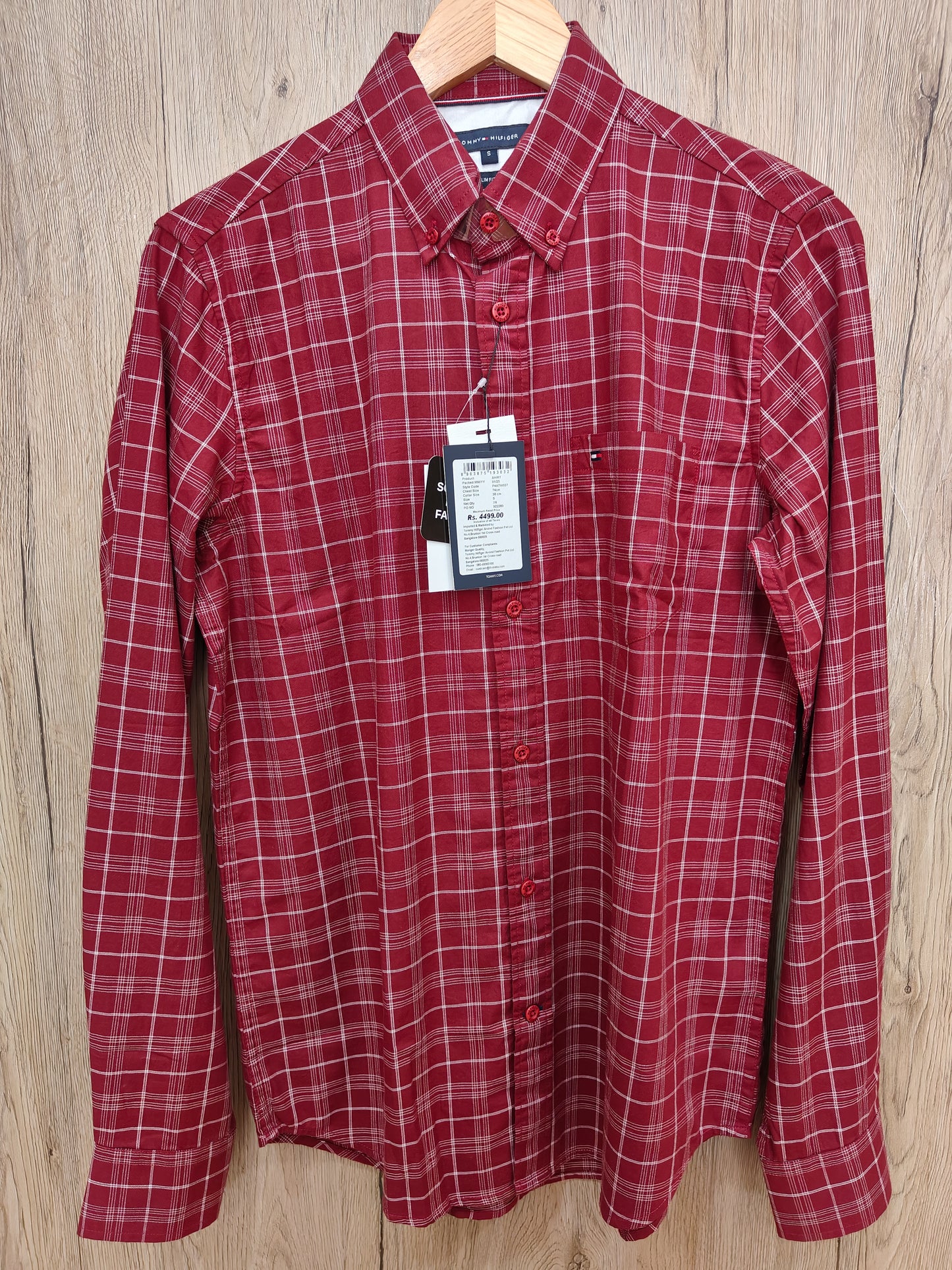 Tommy Hilfiger Men's Checked Shirt (Maroon)