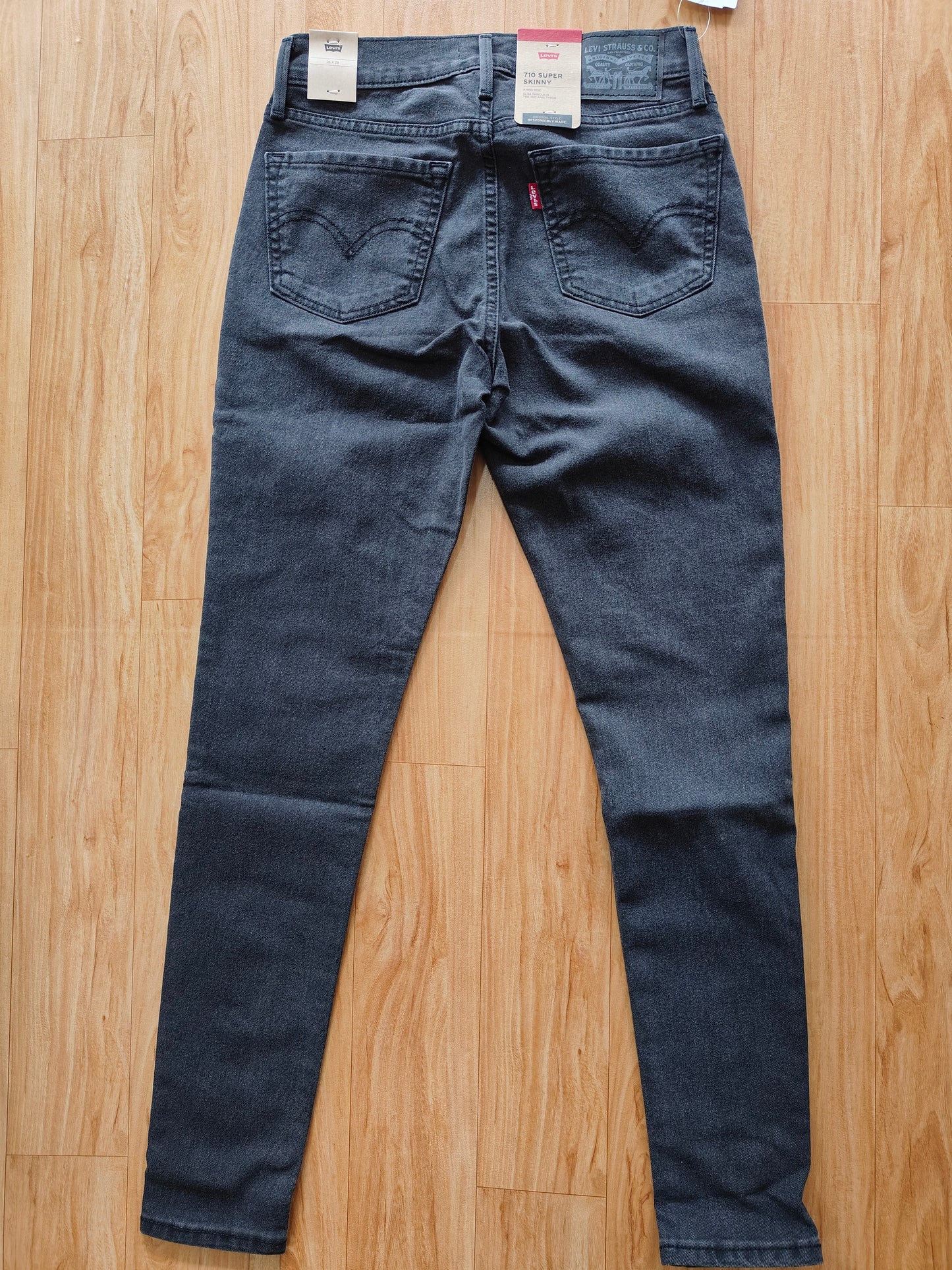 Levi's 710 Super Skinny Jeans for Women – Black