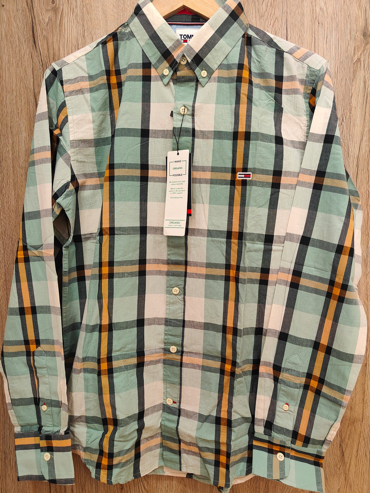 Tommy Hilfiger Men’s Button-Down Plaid Shirt –  Check (Mint Green)