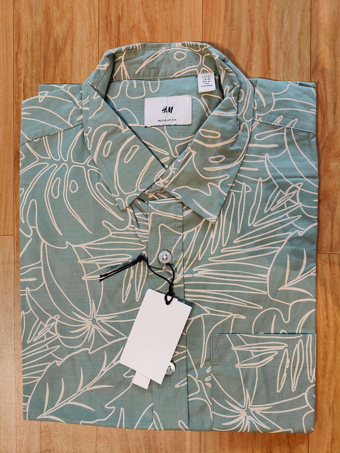 H&M Men's Printed Half sleeve Shirt (Green)