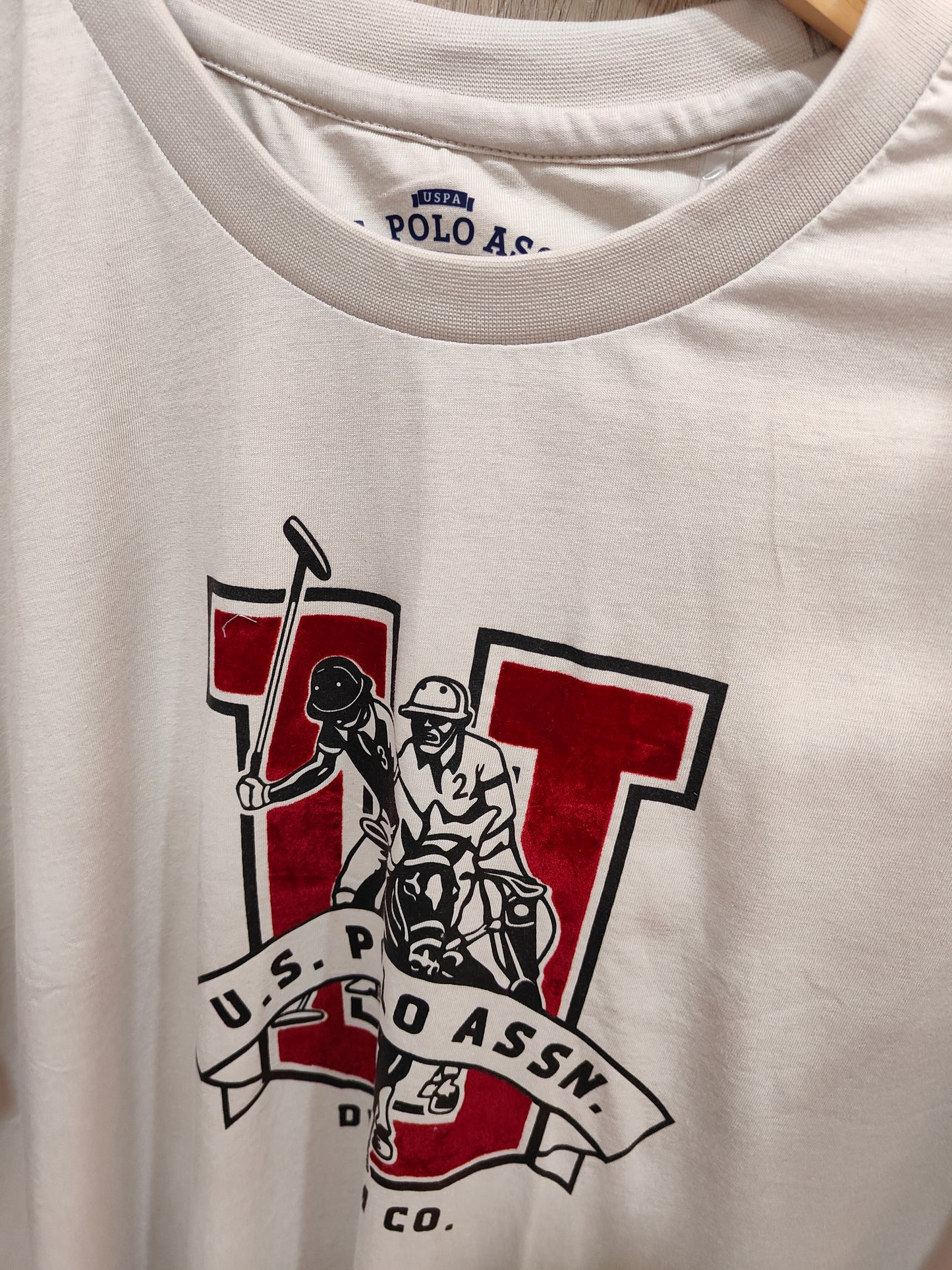 U.S.Polo Assn. Men’s Graphic T-Shirt (Off-White)
