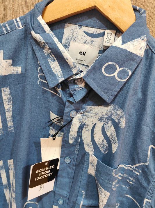 H&M Men’s Abstract Print Half Sleeve Shirt (BLUE)
