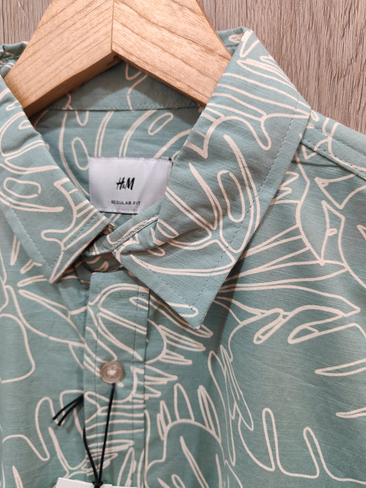 H&M Men's Printed Half sleeve Shirt (Green)
