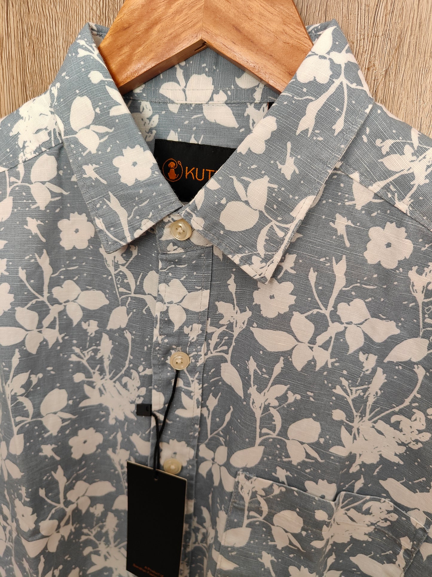Kutur Men's Light Blue Floral Printed Cotton Shirt